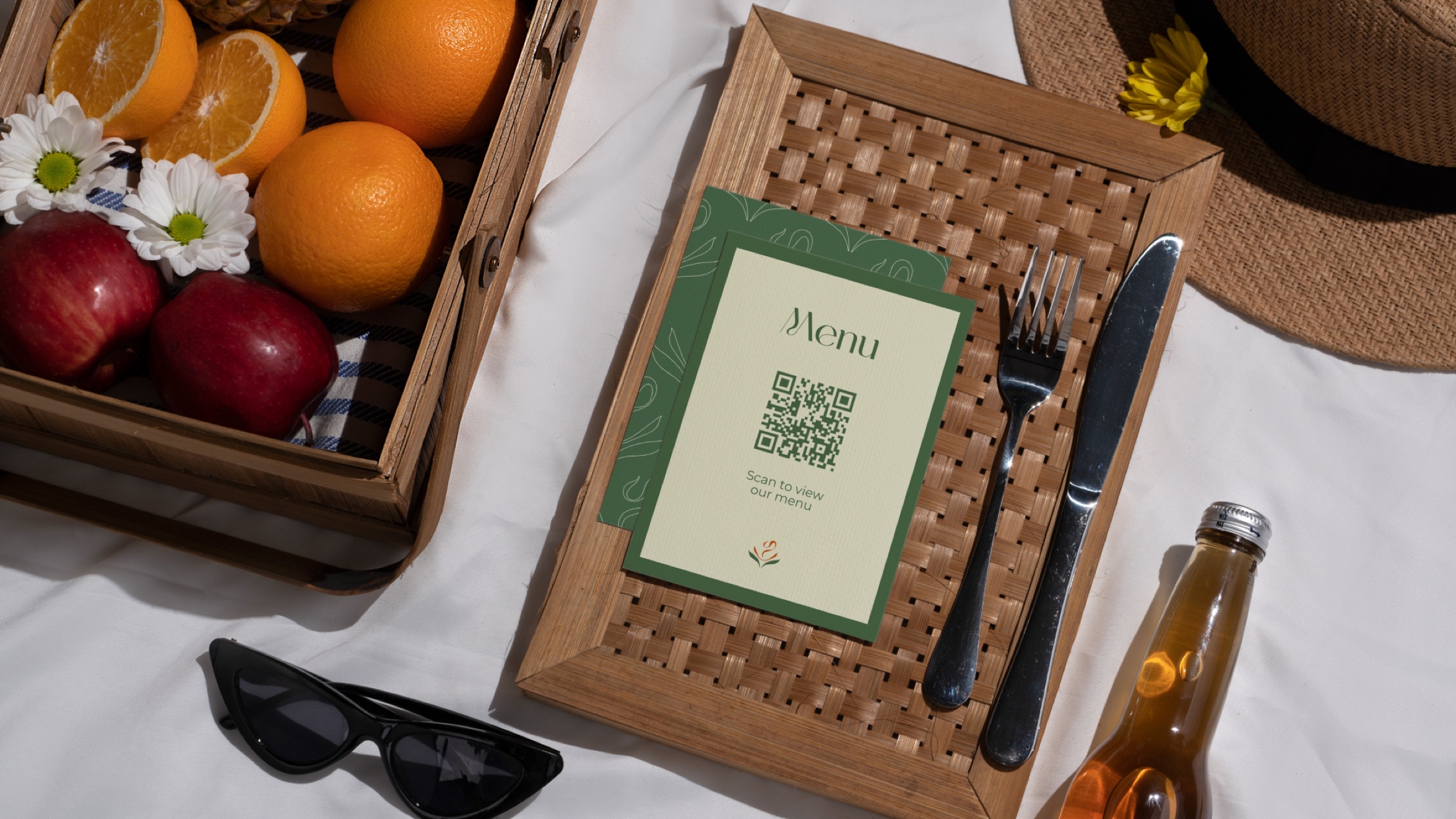 Eviza Vibes: guest material — Portfolio visual / Scarlet Royal